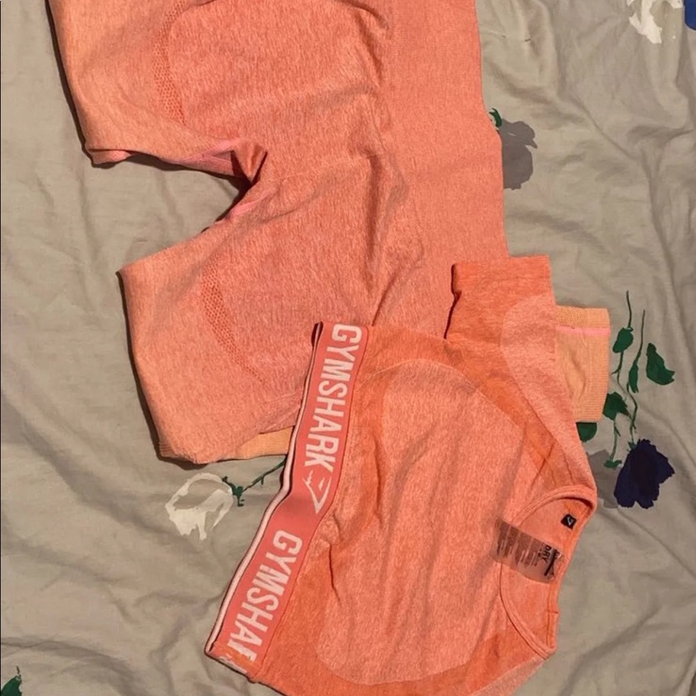 Gymshark ombré leggings and crop top